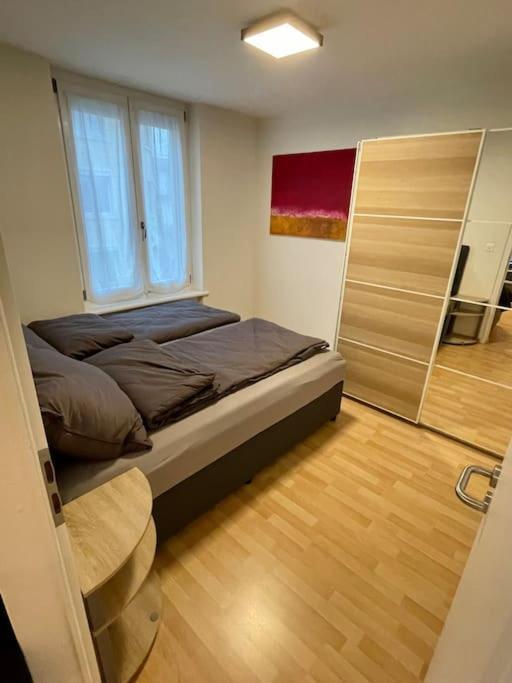 Gemuetliche Wohnung An Bester Lage Im Kreis 4 Zürich Exteriör bild